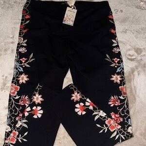 Johnny Was Black Leggings with Floral Embroidery